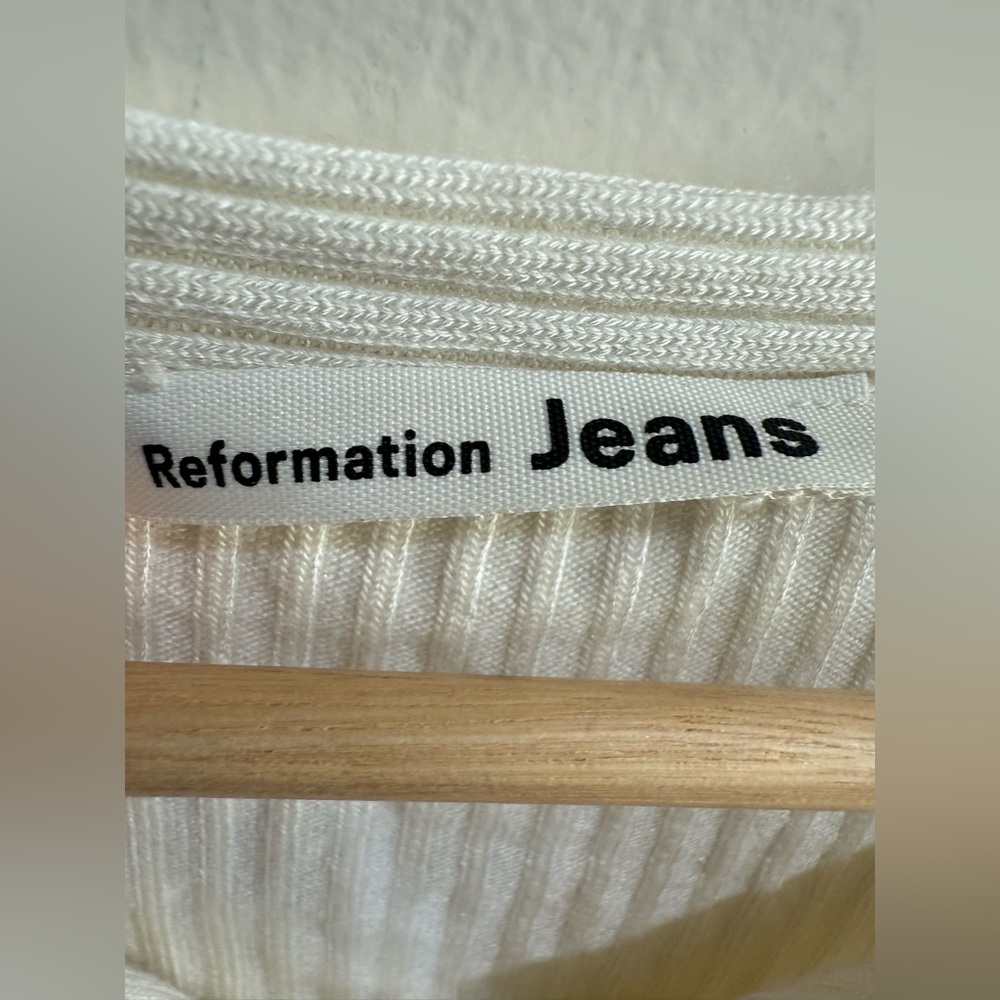 Reformation White Ribbed Button-Front Crop Top - Picture 2 of 4